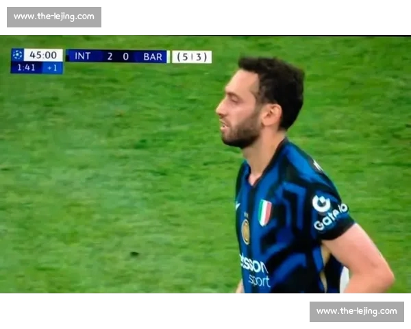 国米更衣室暗流涌动：小图拉姆、阿瑙托维奇力挺恰尔汗奥卢