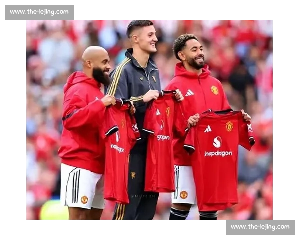 曼联新赛季锋线重组：库尼亚、姆贝乌莫领衔，新 9 号引援加速