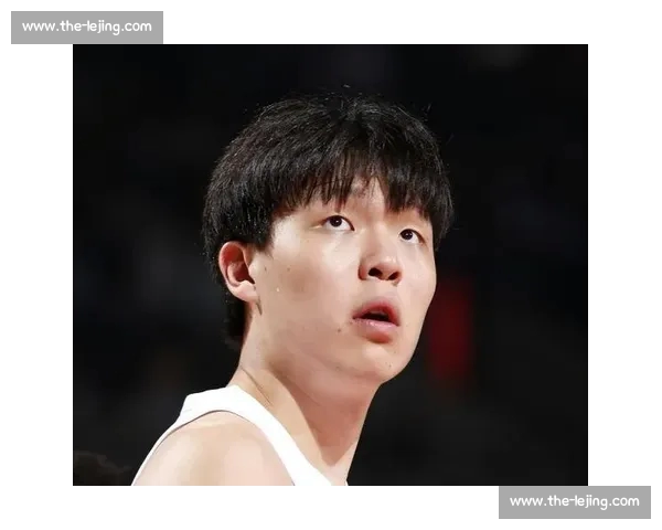 杨瀚森硬刚 8 号秀：挑衅反遭暴打，杰明心态崩盘输球又输人